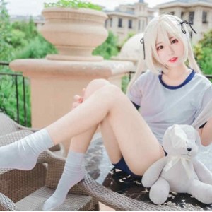 超火萌妹cos《猫君君MaoJun》