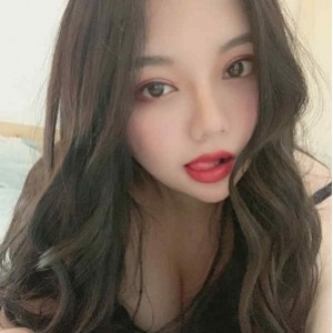 Twitter坦克美女《巨巨》合集