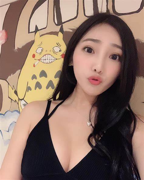 虎牙美女主播《啵啵奶茶》资源合集