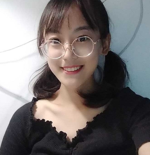 劲爆-眼镜学妹的私房泄密