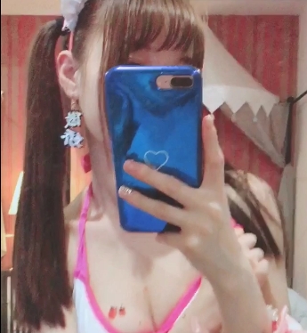 虎牙网红『赛高酱』土豪定制私拍