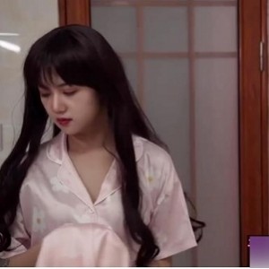 果冻传媒剧情最新作品《领导的老婆》