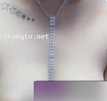 时尚名模《王语纯》大露脸露A——C