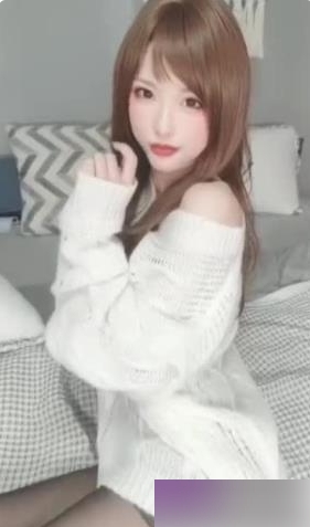 虎牙高颜值女神《清水由乃》+黑丝毛衣写真图集