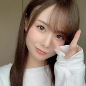 Twitter清纯达人《mirupp》坂道美琉女星出道后的全部作品