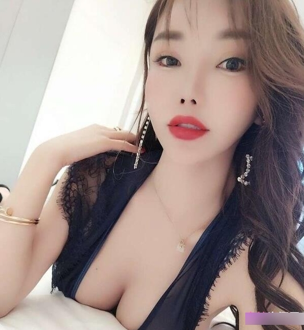 微博650W粉丝大V《恒淼淼》私人视频曝光