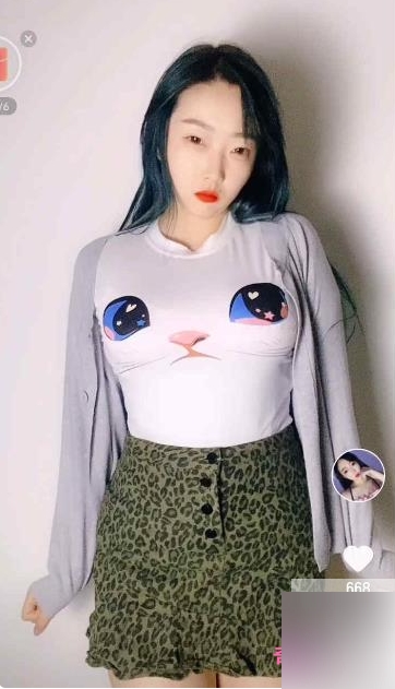 震撼来袭超美网红欣妹妹性感娇羞合集,让你心跳加速!