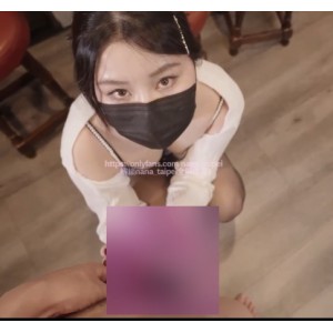 少妇赚钱秘籍：勾引摄影师，内释中途退出，紧致光“阴”某处（1V，1.17GB）