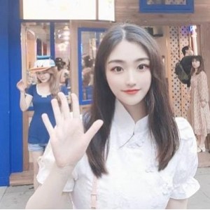 南航空乘二度幽会大奈丰腴