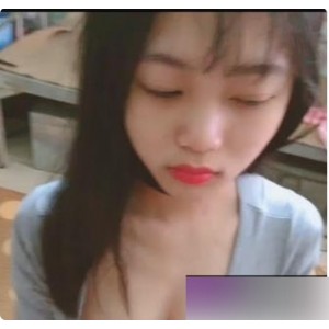 最新展示的小女友百度顽皮