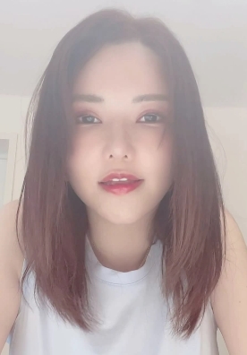 知名女星冲田杏梨大罩杯诱惑私拍合集