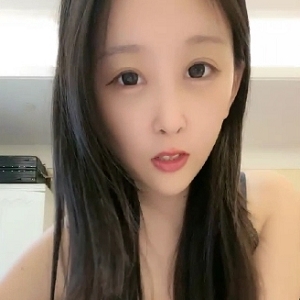 可爱妹妹的精选身材视频1V，1.42GB，百度盘