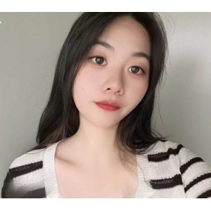 奶茶店22岁C杯美女摄影师拍摄作品19P+5V+2.3G