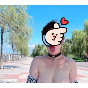 性感蜂腰和丰满胖臀的尤物，极具反差魅力的大罩杯美女，性感吊钟身材的精选女神，迷人的妻子诱惑，让人心生遐想。