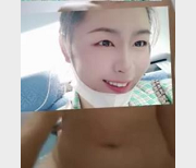 少妇幼师穿丝袜打粑粑的98年视频