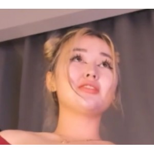 精选红丝嫩妹：二某处全开，活塞机攻，某处汁液泛滥，高兴高能高清源码