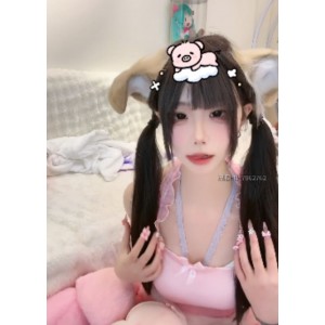 巨嫩的山峰妹子萌妹，1v/300m/度盘，1v+300m百度盘，小狗狗阿黑颜