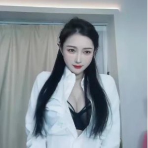 姜妮妮福利视频：扭扭舞露脸，榜上前五爆弄用嘴，小伙伴们快来下载观看吧！