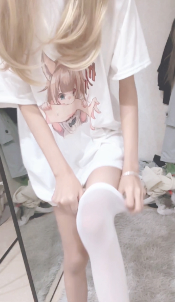 百度盘发现：[转载搬运]妹子放飞自我视频[2+4.96]，放飞自我