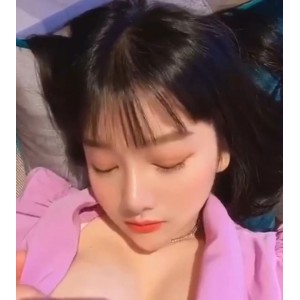 小尤奈：网络福利姬的身材爆红故事视频下载观看