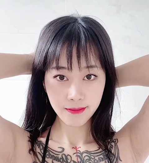 可免费的张贺玉吃瓜自拍相机，2377P分辨率，253V电压，7.91G存储容量