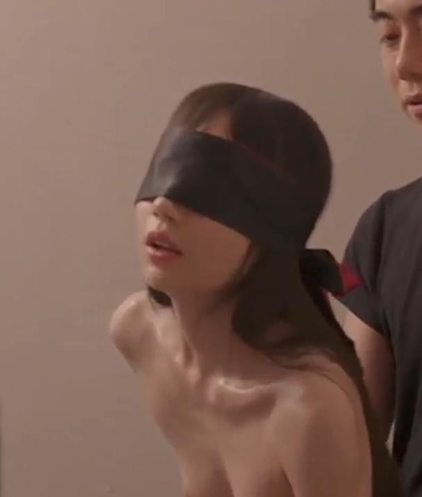 枫之恋：精选高清破坏版第八弹五部[5V-7.3G]，岛国女Y业务，同胞观看