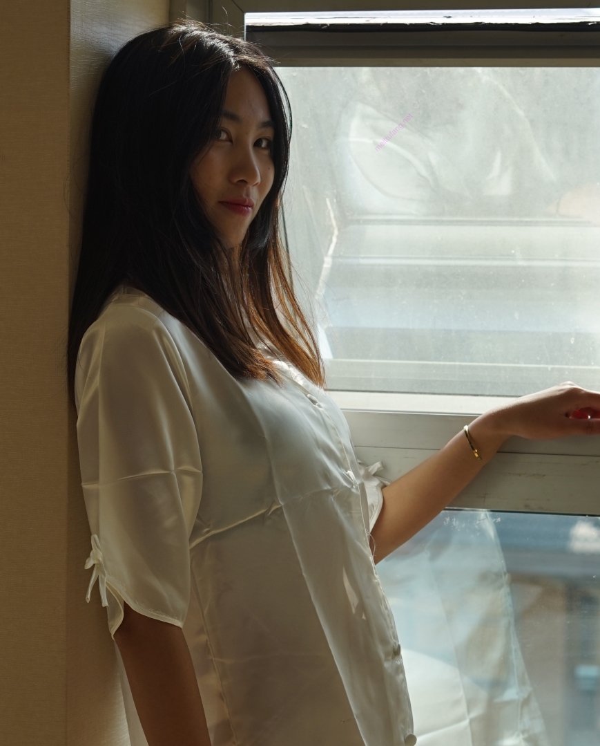 湖南师范韩珊私拍1V5.22g高清图片作品展示下载收藏