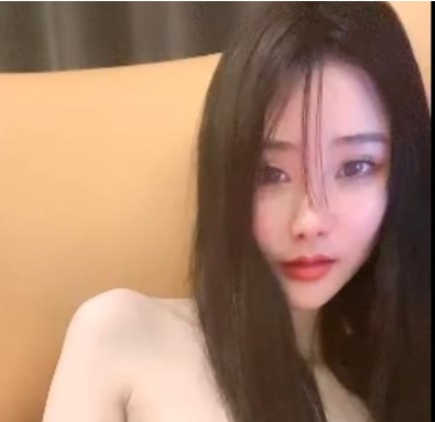 终极女神美女xx:18V,10G视频玩转世界