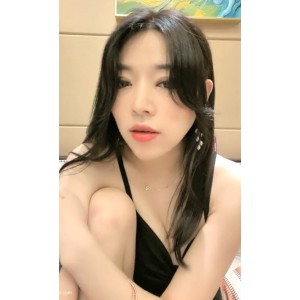 的直播视频数量达到10.2G，内容丰富多彩，让人目不转睛。快来收藏这位艺术小雅的精彩表演吧！