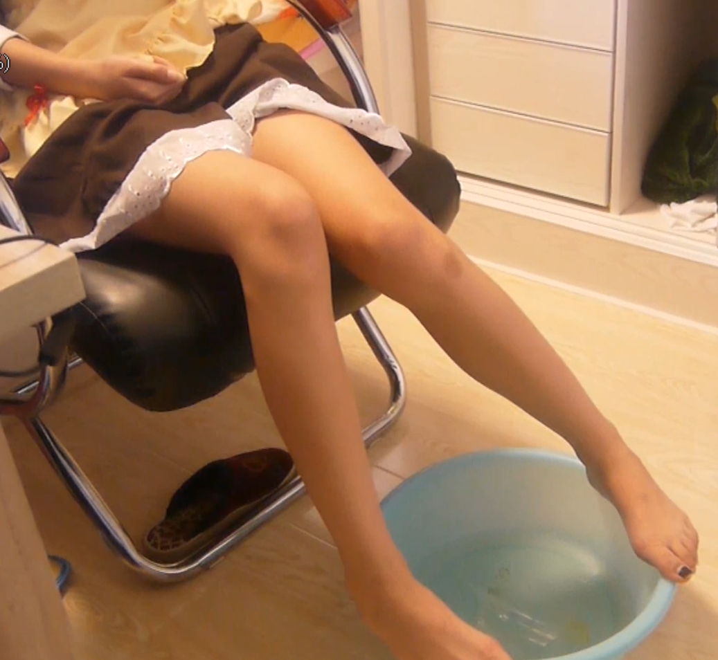 品足客英俊身材47G视频《呆呆》