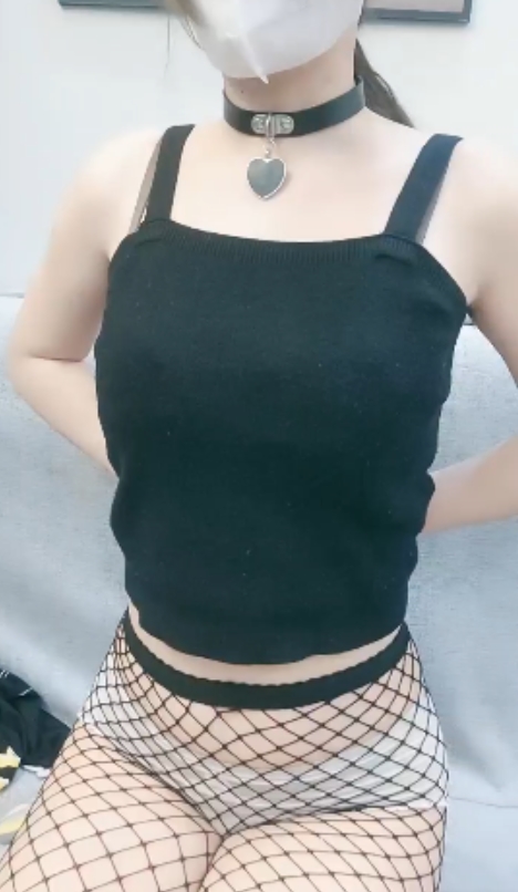 怡崽打瞌睡30V合集：自行打包，百度盘下载，22.4g视频内容