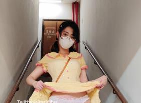 奶咪：13分钟视频+126张图集，居家日常与时尚魅力