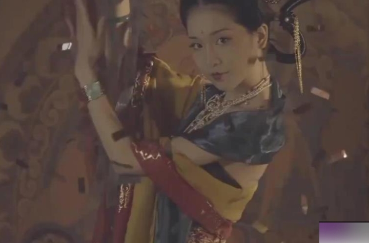 云溪溪高质量作品集：14视频656照片，总260MB