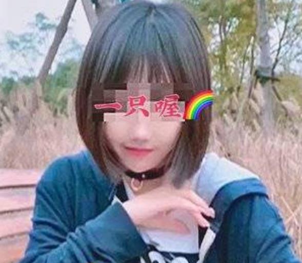 80W粉丝网红妹子一只喔，175V视频资源1.9G，超萌身材相貌抖音上展示