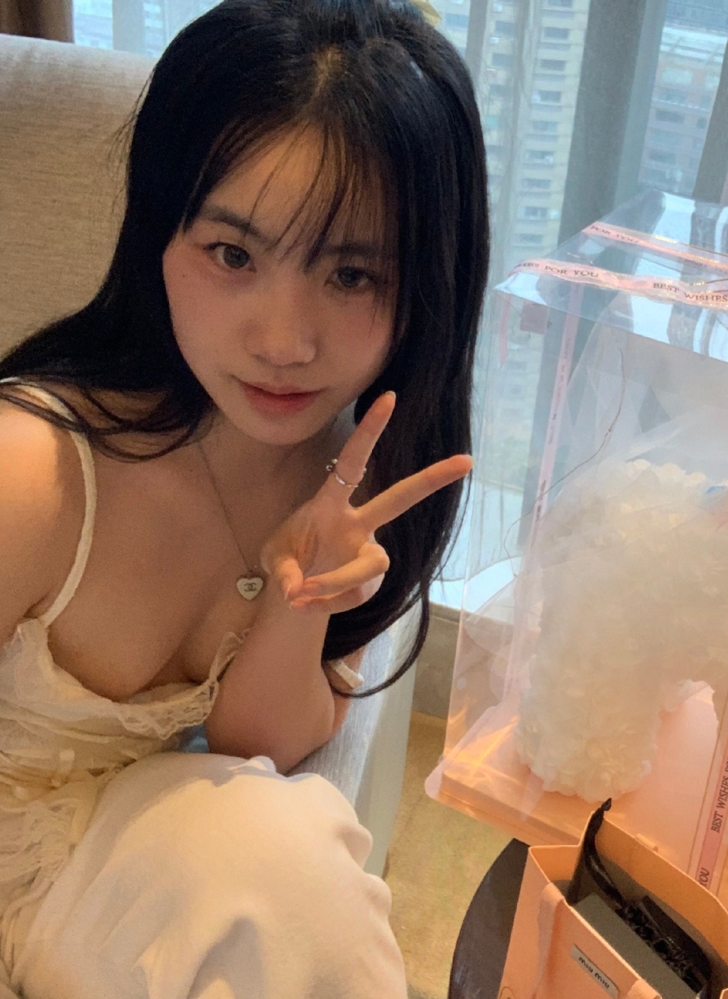 小奶牛babycow有尺度露脸定制视频集合[11V+5G][百度盘]