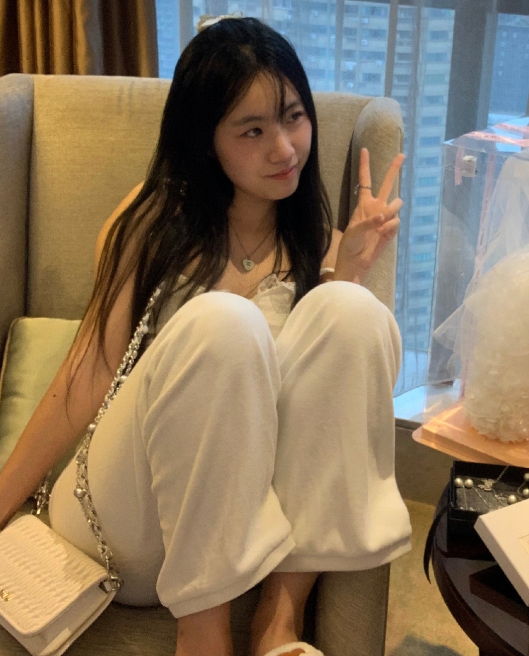 小奶牛babycow有尺度露脸定制视频集合[11V+5G][百度盘]