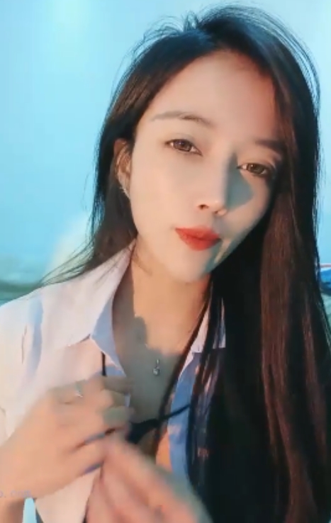 百度单下+115：上海模特精彩表现集锦，一库一库111v137g合集