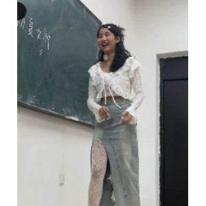 初夏女神点点：白丝网袜美腿120P，1V，1.65G百度云资源