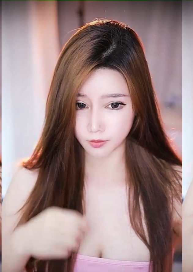 部视频合集，总大小达9.5G，让粉丝们一次性回顾主播的精彩表现，笑声不断，欢乐无限！