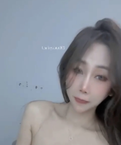 花椒土豪定制私拍14位主播视频2.08g，精彩不容错过