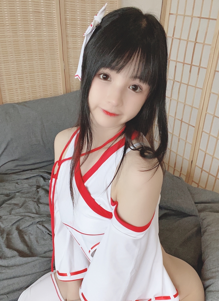 樱井宁宁COS作品下载：百度、ED2K，围裙厨房更新，大尺视频收藏