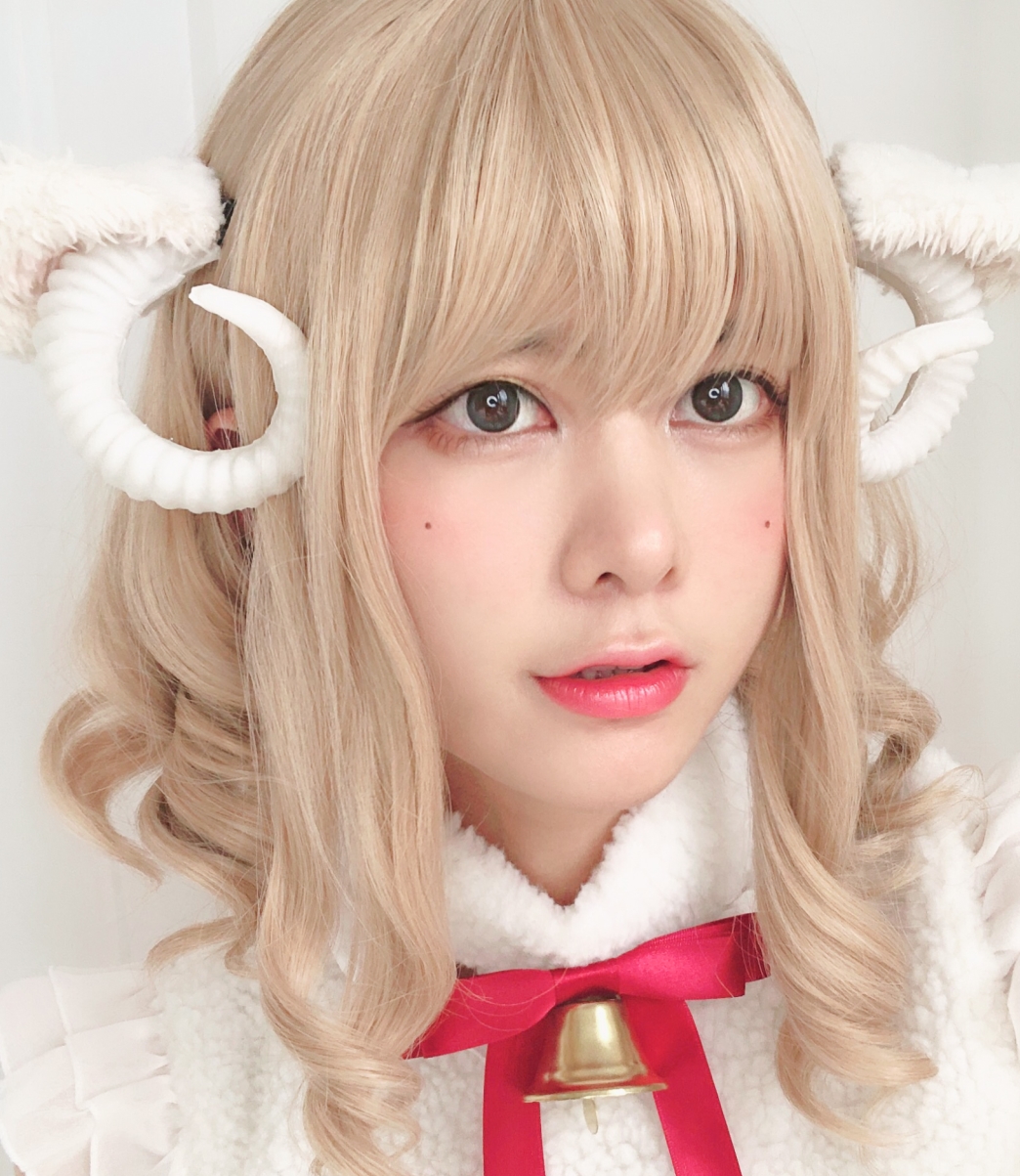 眼酱大魔王御姉感の魔女様：55套17g作品，受欢迎收藏