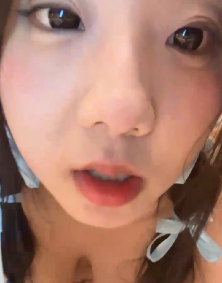 根据您提供的内容,为该商品取一个Olivia魅力无限:12V10G自行打包视频合集