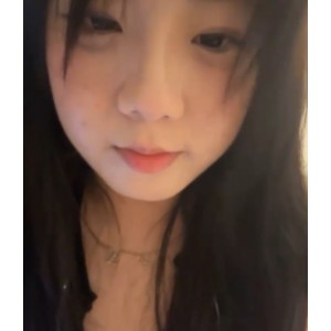 根据您提供的内容，为该商品取一个Olivia魅力无限：12V10G自行打包视频合集