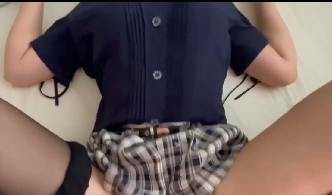 “DQL董庆拉：12个13.3G的约会大神视频，收藏121，正能量满满”