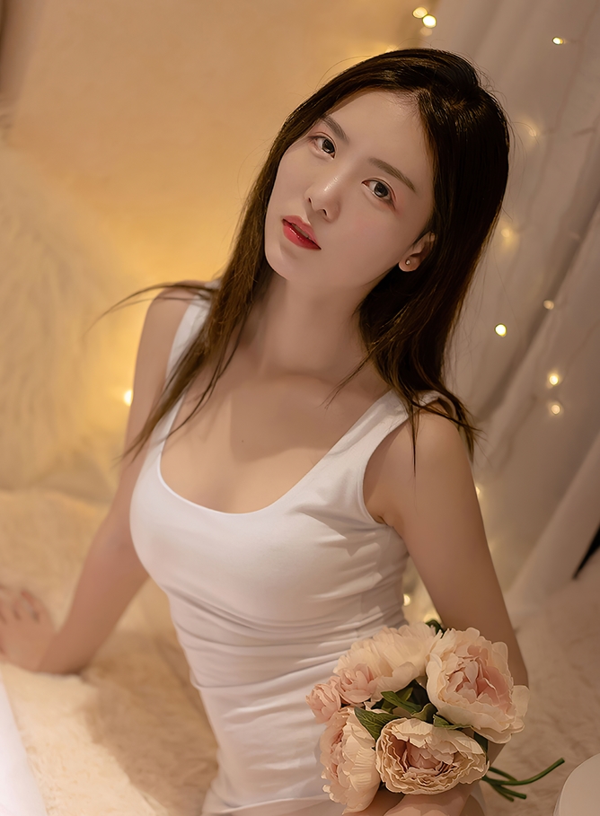 微博Coser抖娘利世：267套140.8g视频收藏，百度ED2K压缩包揭秘