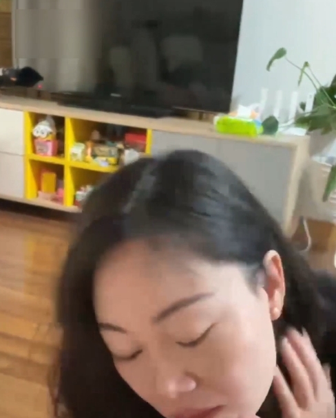 一对熟女gongwuyuan蓝阿姨与年轻男友的甜蜜时光视频188次收藏