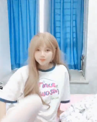 小溪:早睡收藏37,视频数量达27v46.5g