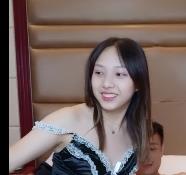 清纯嫩妹猫妹妹自拍大神级S货，颜值炸锅，1小时51分钟视频时长，网友惊叹下水道观看