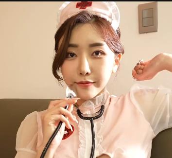 韩国模特楚楚超热门合集7V620M，打码自拍，颜值在线！